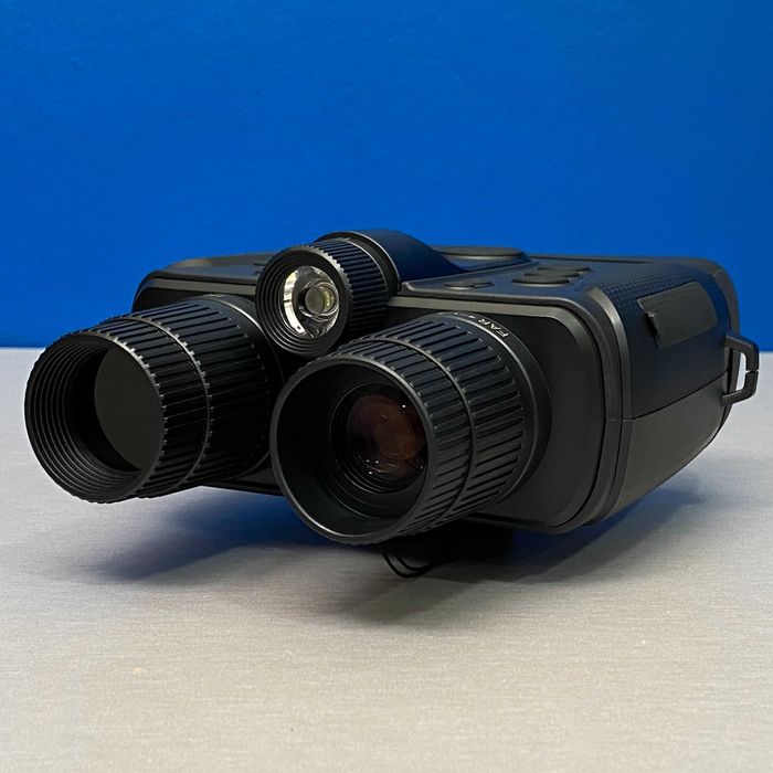 Yashica Night Vision (Binóculos - 4K)