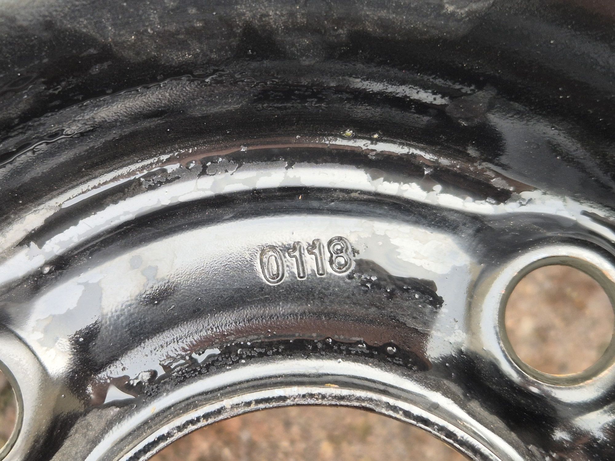 Felgi stalowe 16" 4x108 et20 z kołpakami