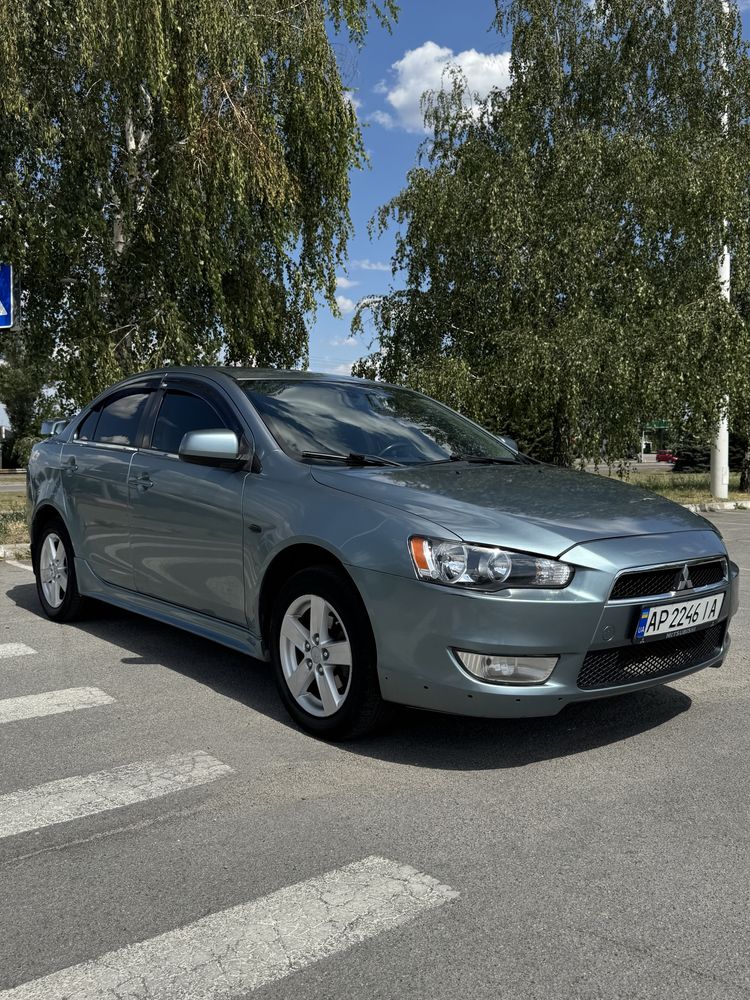 Mitsubishi lancer X 10