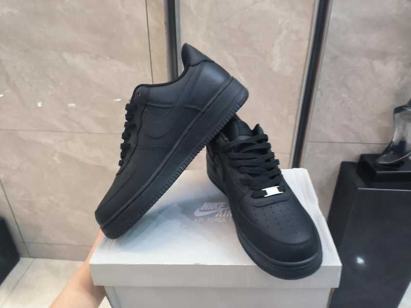 Nike Air Force One Negro 38