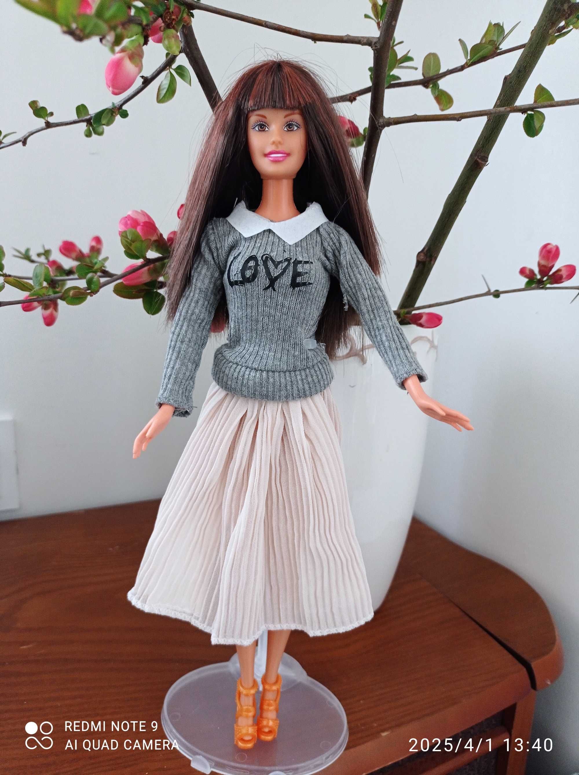 Ubranka dla Barbie - komplet
