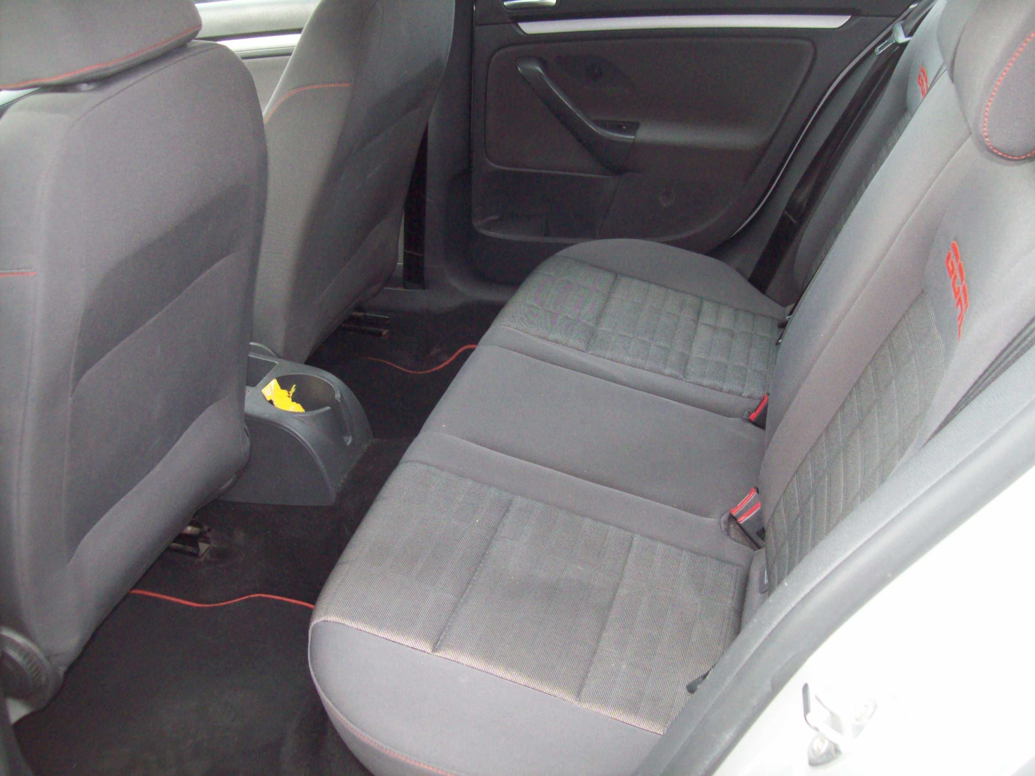 VW GOLF 1,6 MPI/5 drzwi/GOAL/stan b.dobry/