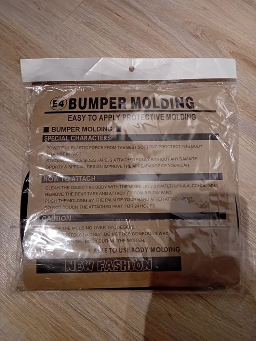 Samoprzylepna listwa ozdobna