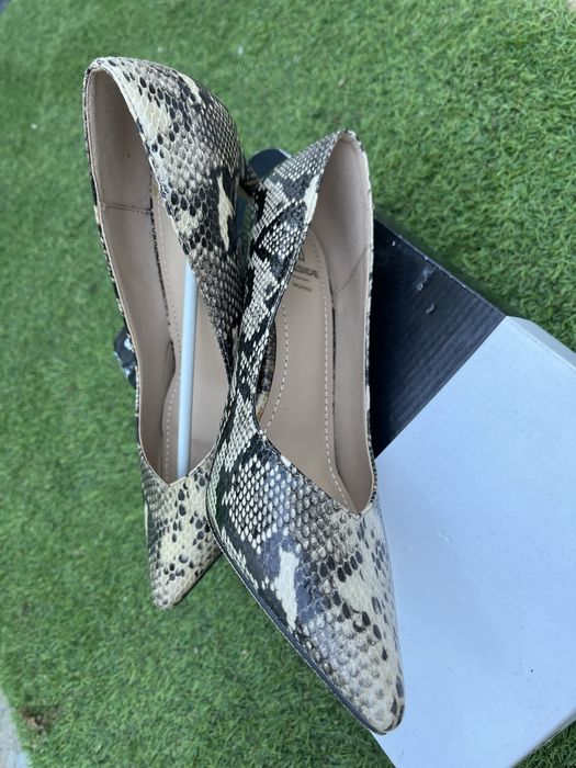 Sapatos 36, com 1 hora de uso!!!