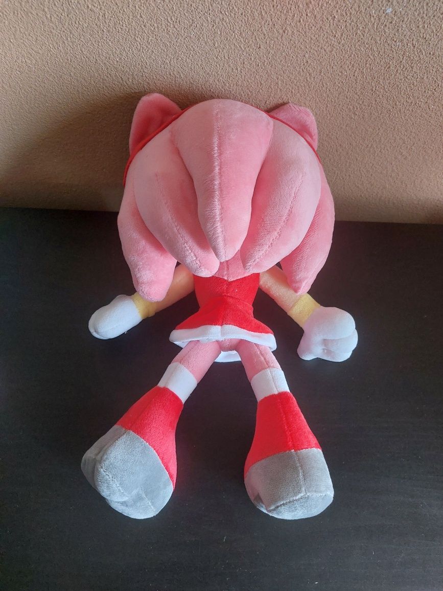 Peluche Amy da série Sonic NOVO