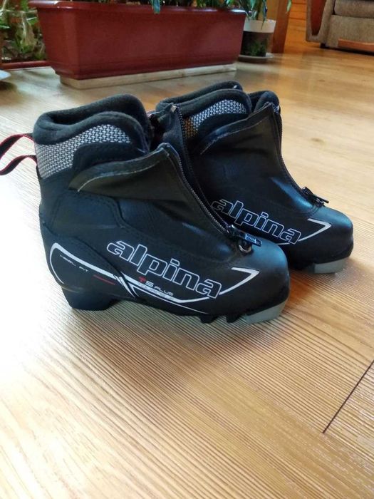 Дитячі черевики для бігових лиж Alpina