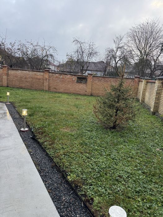 Продаж будинку Брюховичі