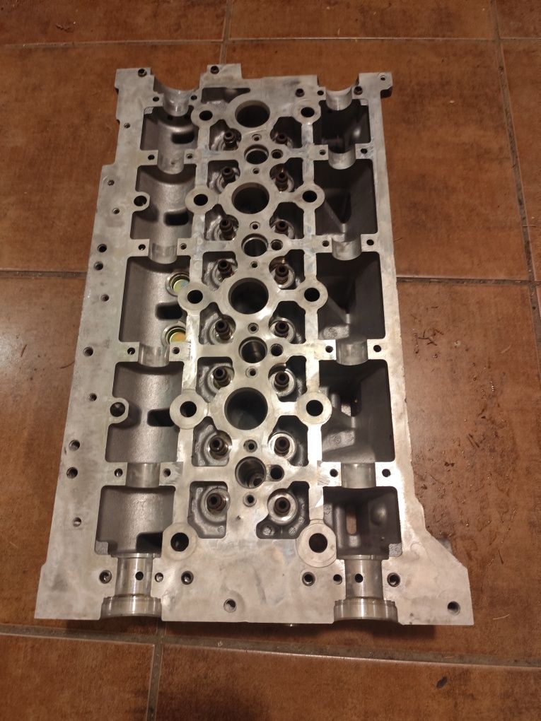 Głowica Renault 2.5 DCI 2.2 DCI   49.9.24