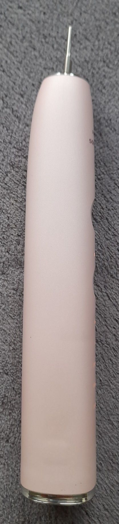 Аккумуляторная зубная щётка Philips Sonicare HX 993 P.