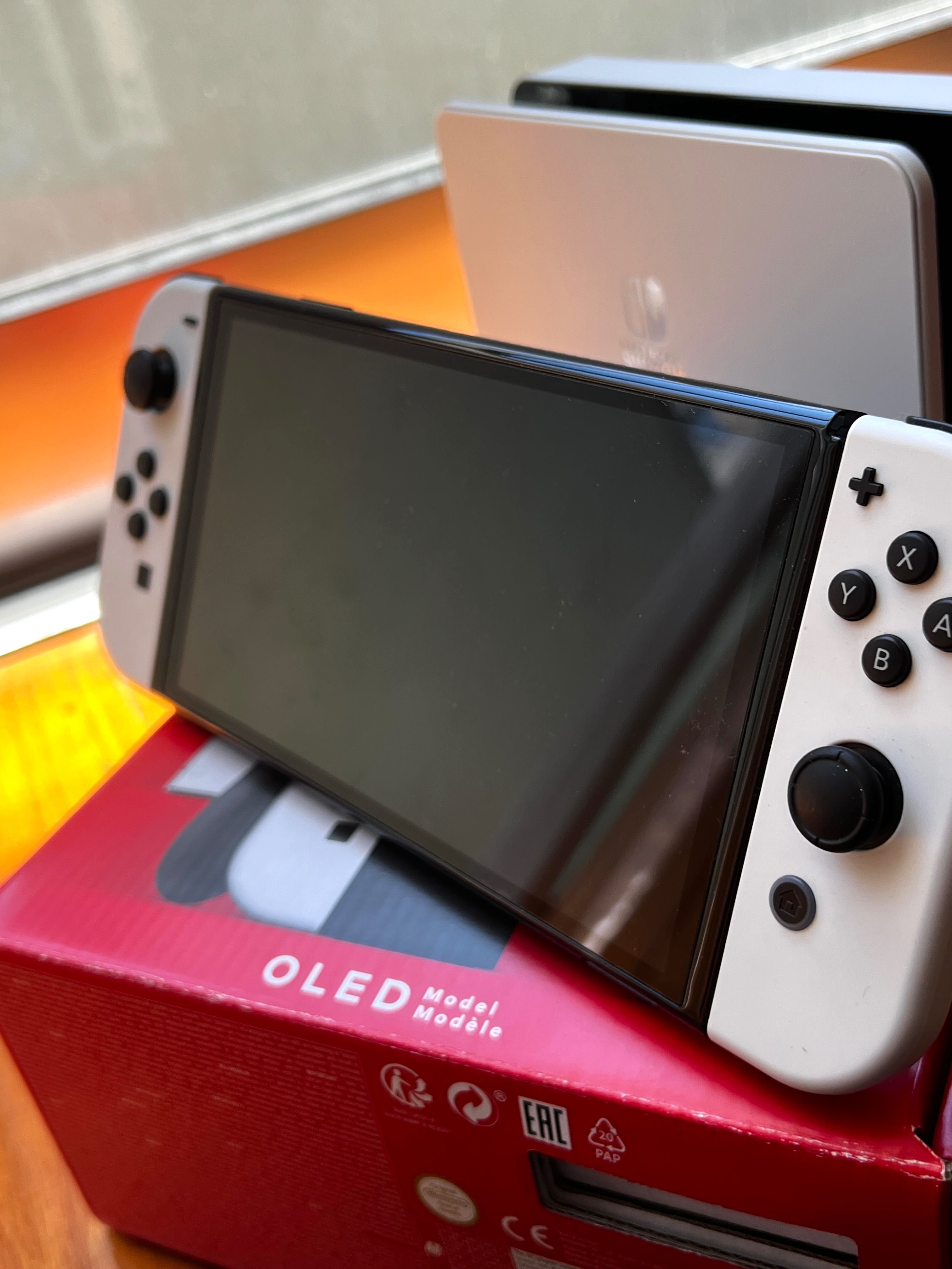 Nintendo Switch Oled | Estojo e jogos incluídos!