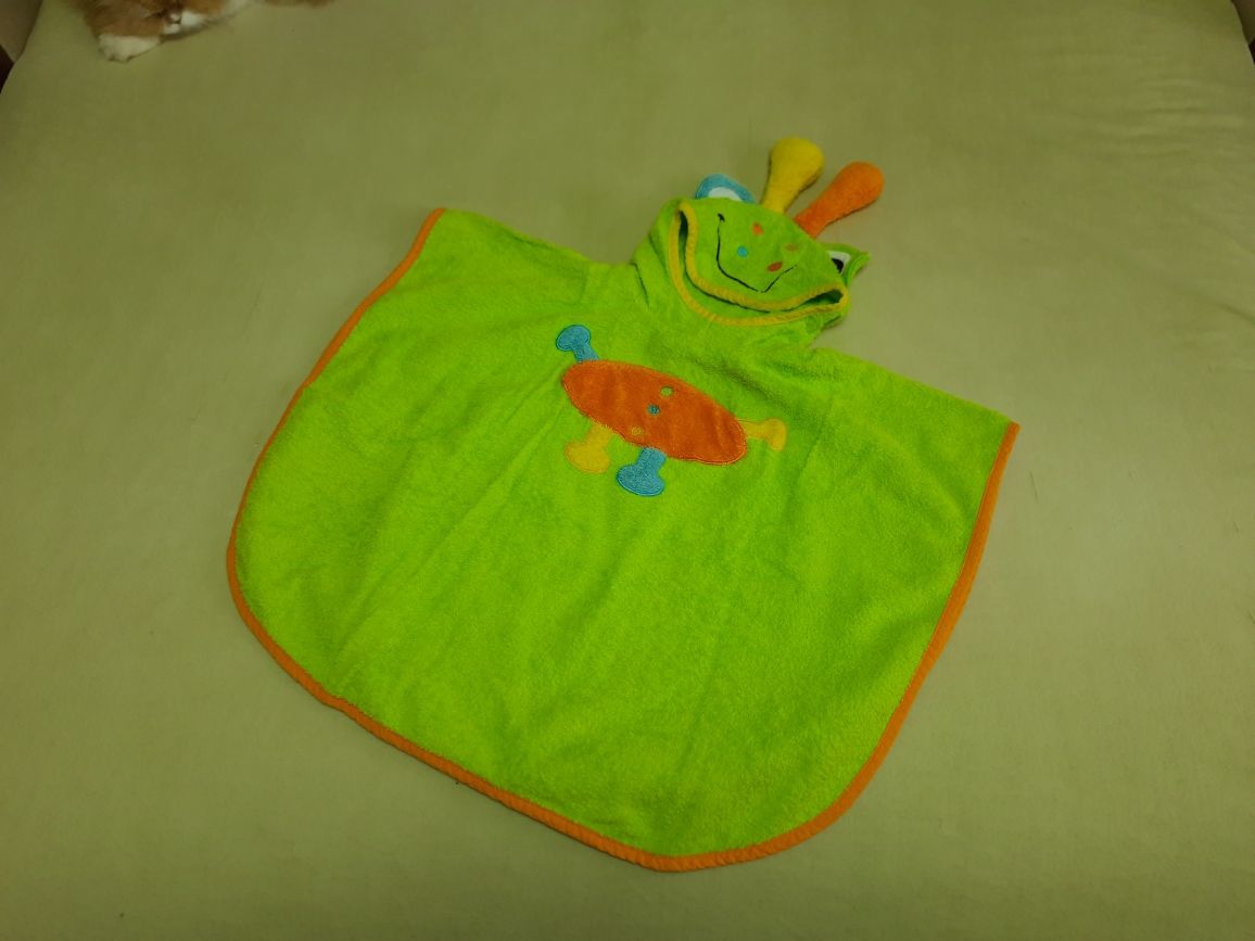 Рушник з капюшоном для малюків