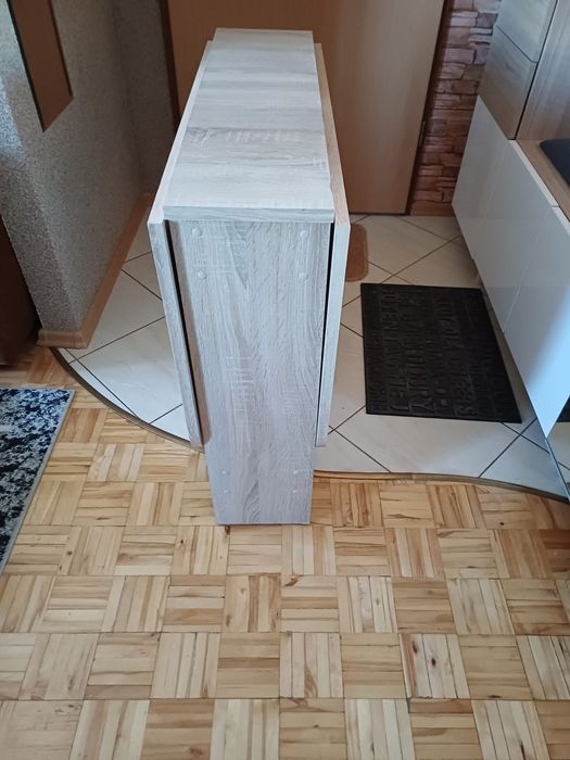 Stół + 2 taborety + szafka okapowa gratis