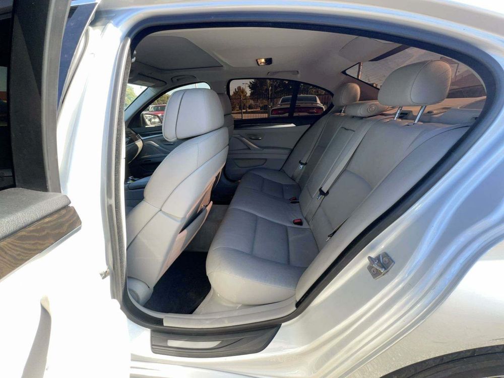 2012 BMW 5 Series 535i Premium Ціла із США під УБД