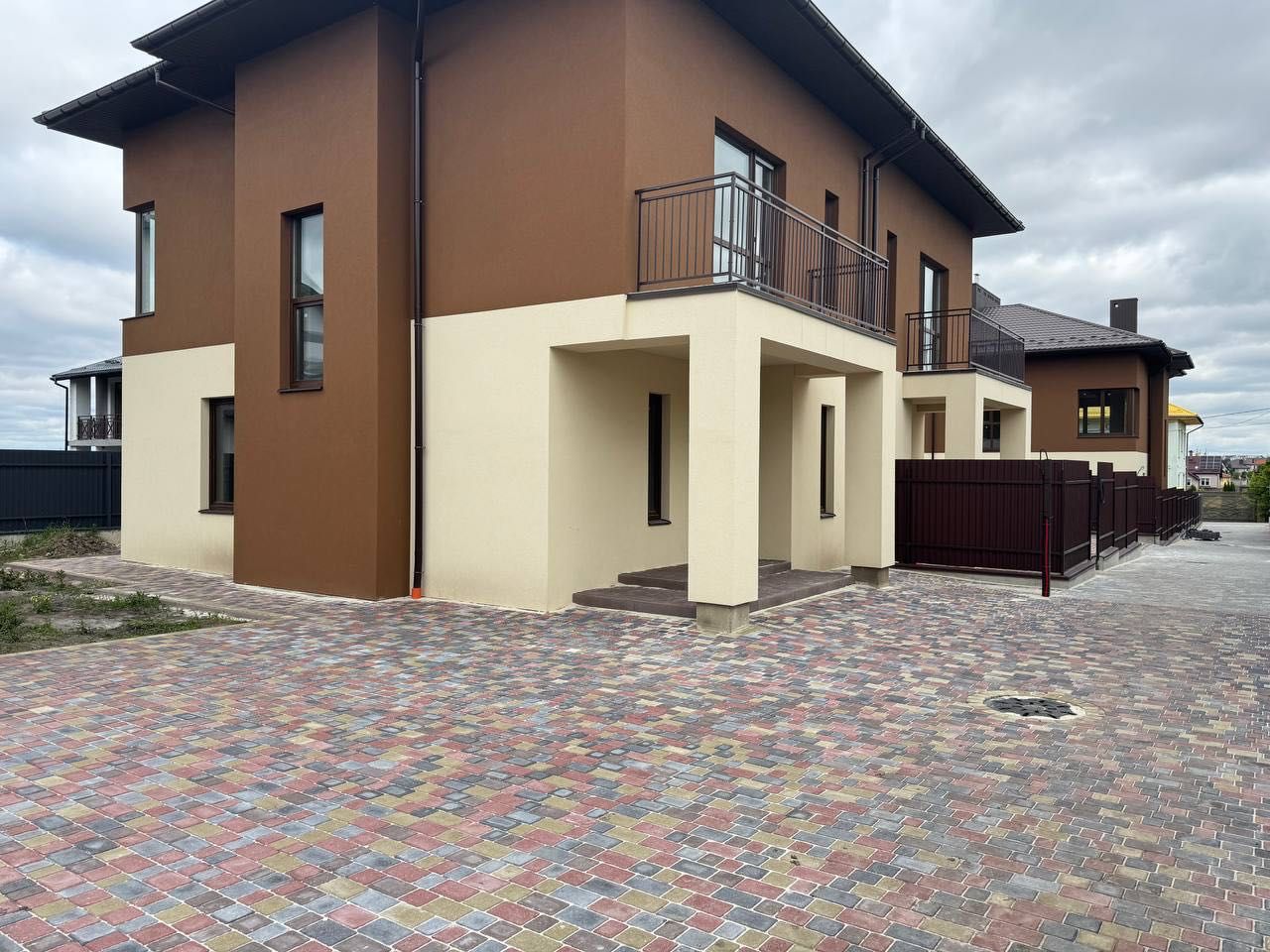 Продаж Дуплексу с. Солонка 3.5сот. землі