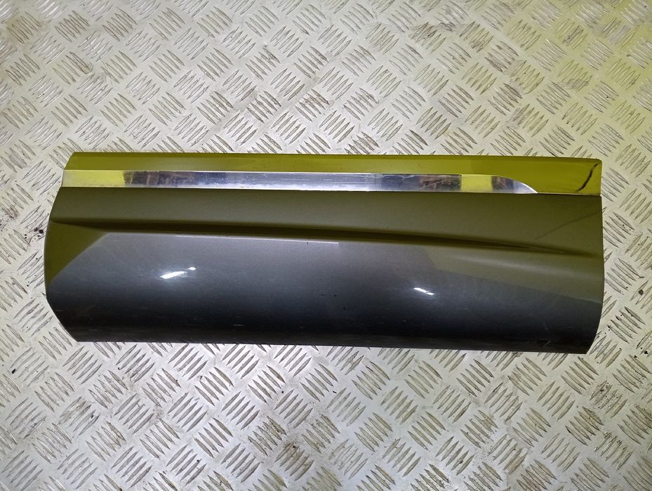 Накладка молдинг задніх лівих дверей Volkswagen Touareg FL 7P6854949J