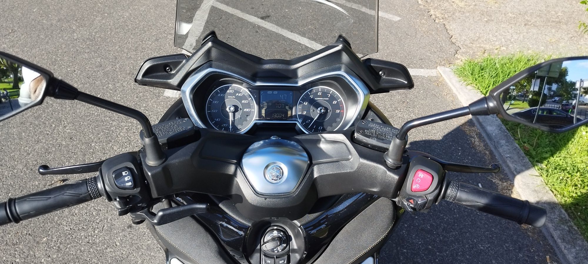 Yamaha xmax iron max 400
