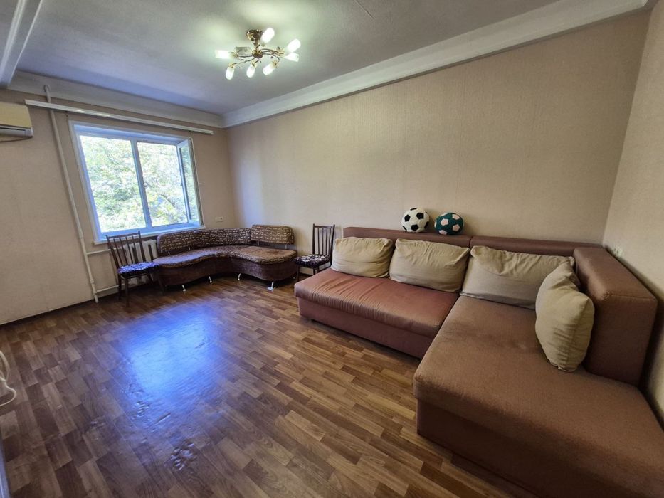 Продам 3к. квартиру Космос, ул. Чумаченко, ост. 6-я Гимназия