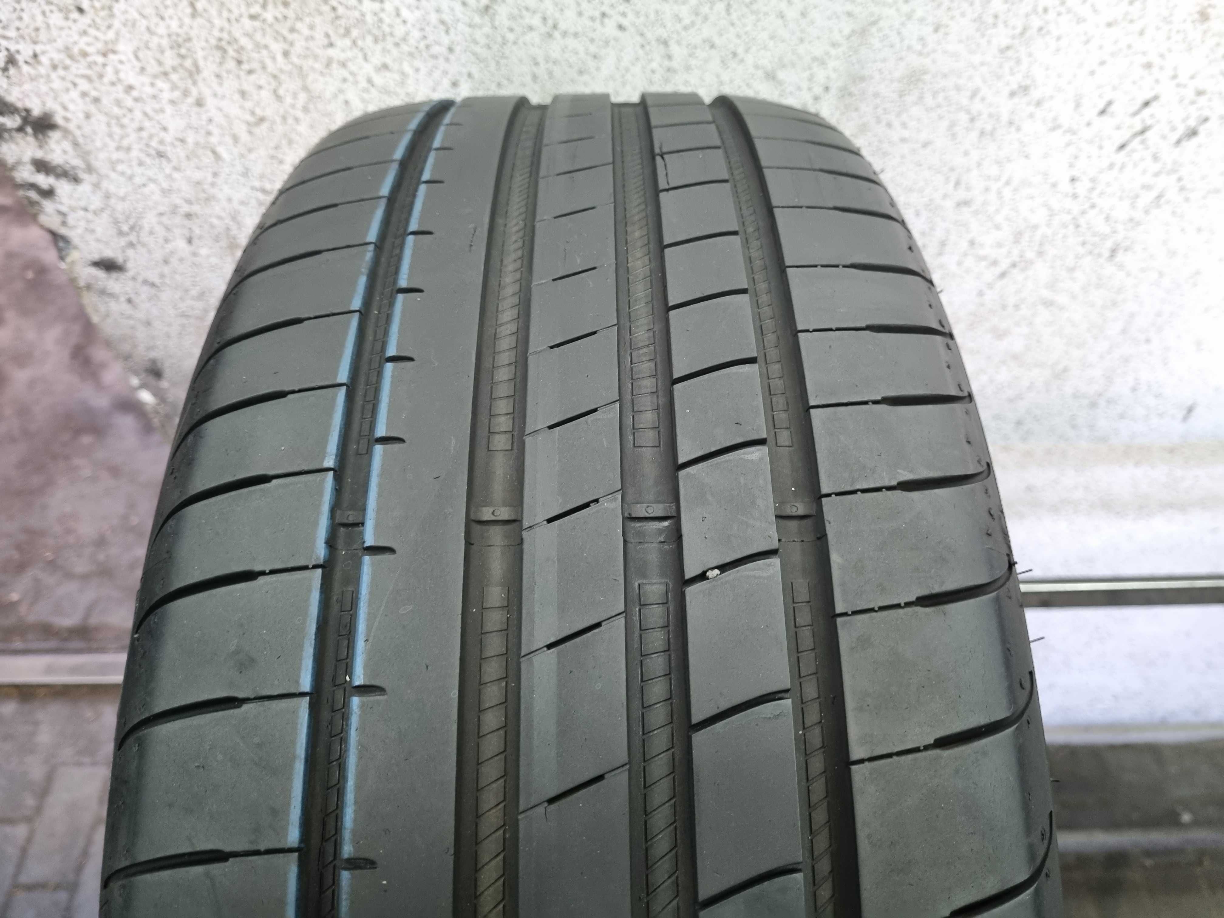 245/45/18 100Y Goodyear Eagle F1 Asymmetric 3 MO Dot.4520R