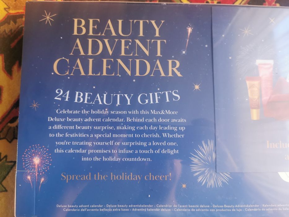 Nowy Kalendarz adwentowy 24 kosmetyki super na prezent