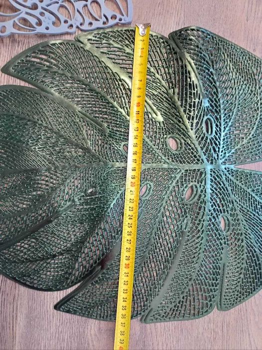 Металеві підставки під гаряче і силіконові на стіл