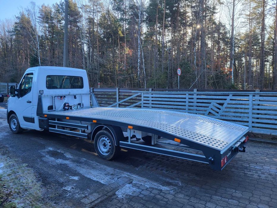 Renault master zabudowa autolaweta pomoc drogowa Nowpol