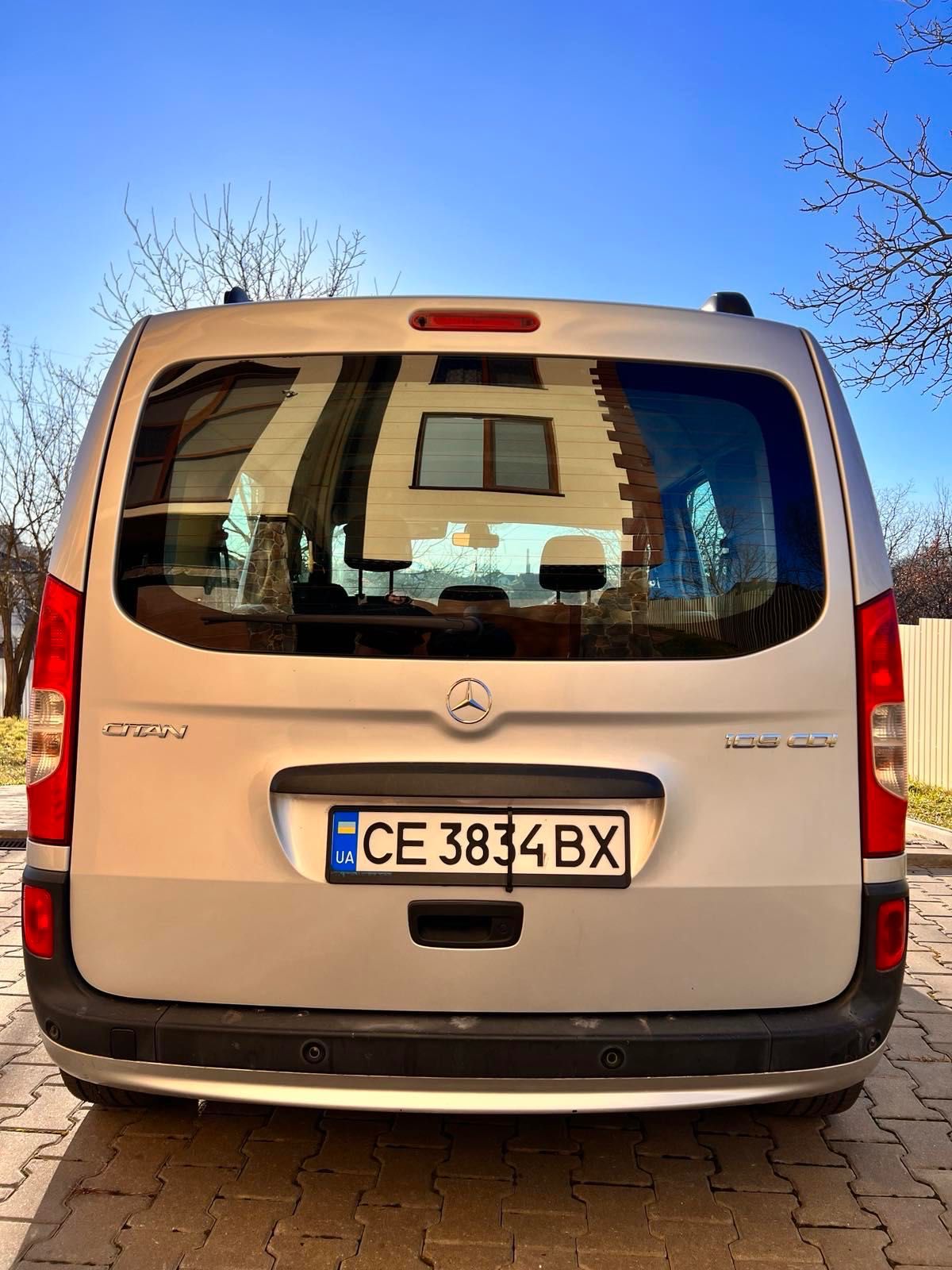 Продам Mercedes-Benz Citan 109