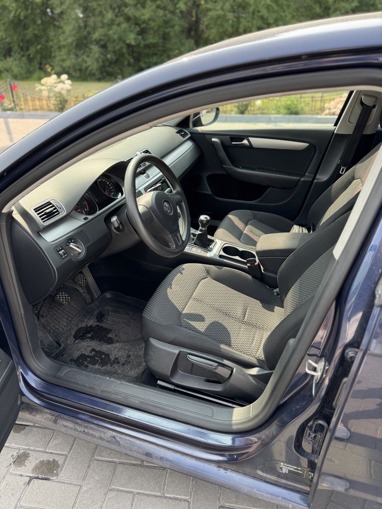 Volkswagen Passat B7 2012, 1.8