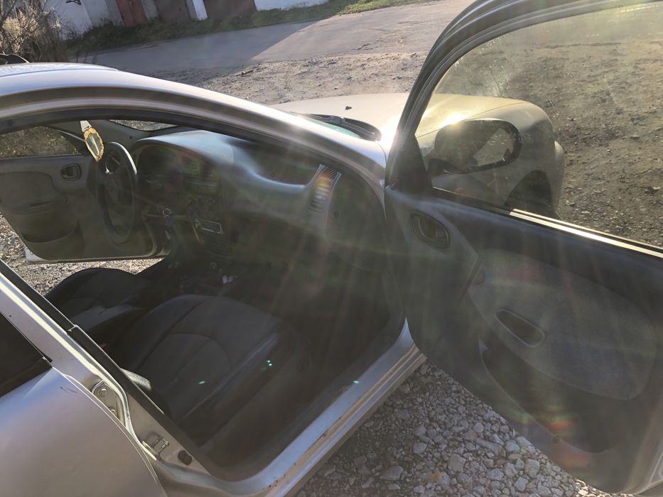 Продам ланос 1.5 бенз SE