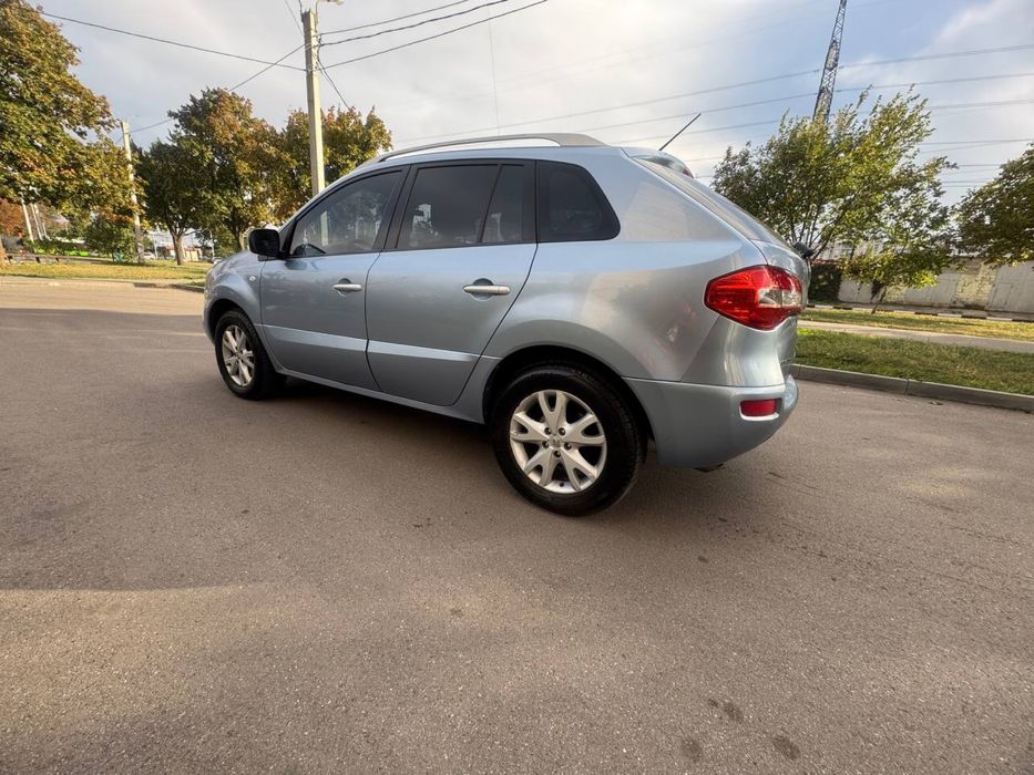 Продам свій авто Renault Koleos газ/бензин 4*4