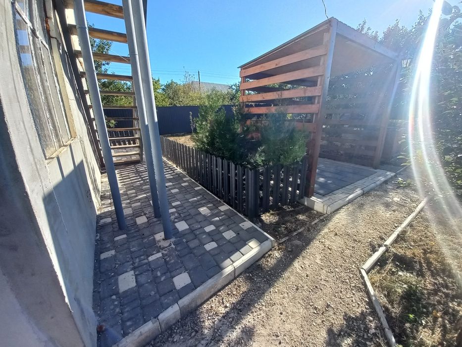 Продам дачу СТ Радист  2 вулиця до ставка
