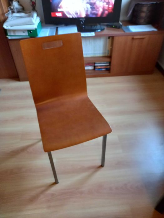 Mesa de jantar com 6 cadeiras