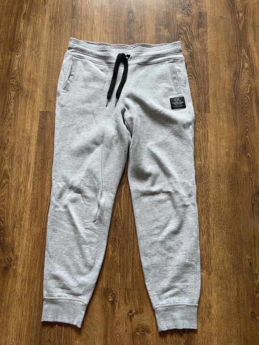 Штани Calvin Klein р.М оригінал !брюки  спортивні утеплені на флисі