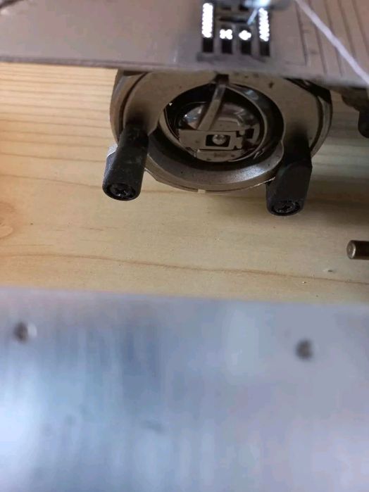 Maquina de costura elétrica