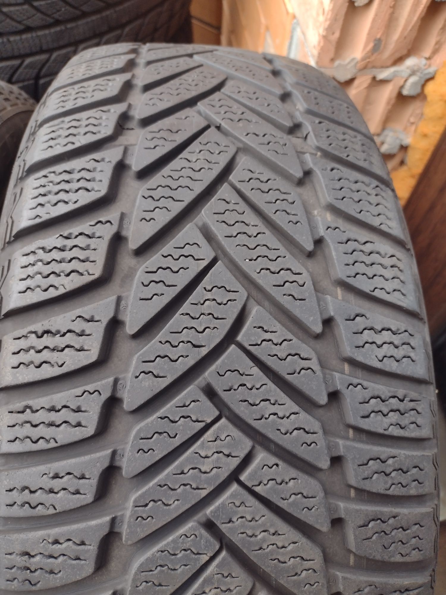 Шини 205 55 r16 Dunlop Runnflat