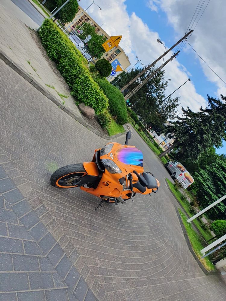 Kawasaki Ninja zx6-r