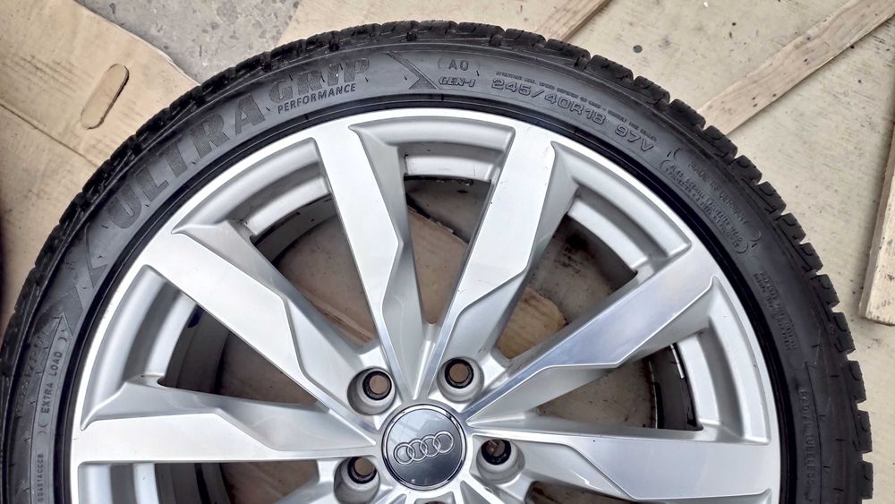 шини 245/40R18. VW Skoda Mercedes Audi Seat