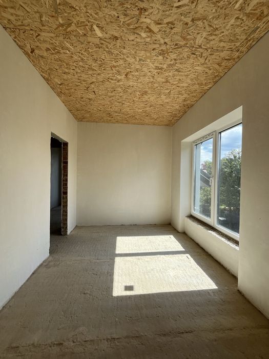 Продається будинок 140 м2 готовий до ремонту. Можливий обмін.