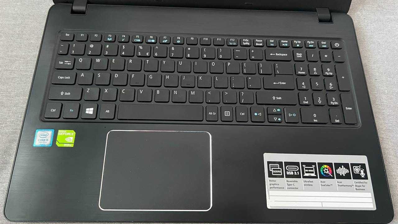 Sprzedam laptop Acer Aspire F5-573G