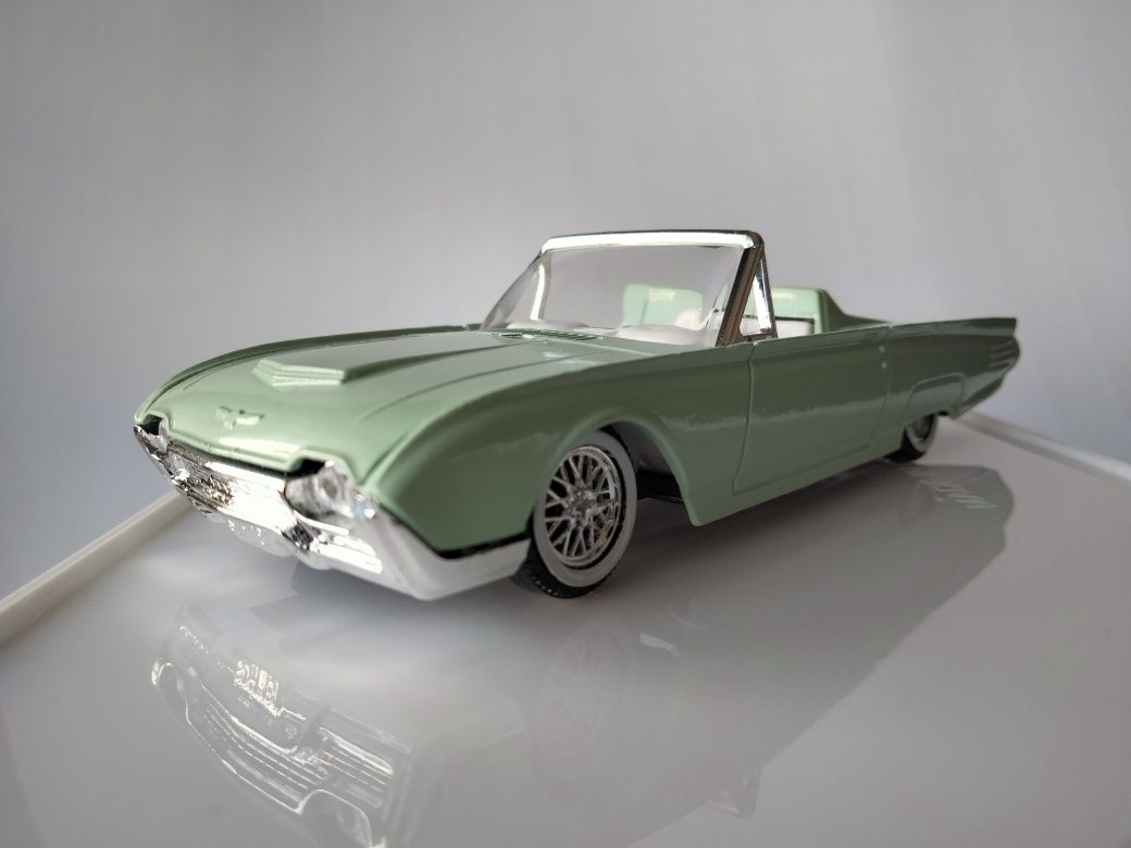 1/43 Ford Thunderbird Roadster - 1964 (Solido)