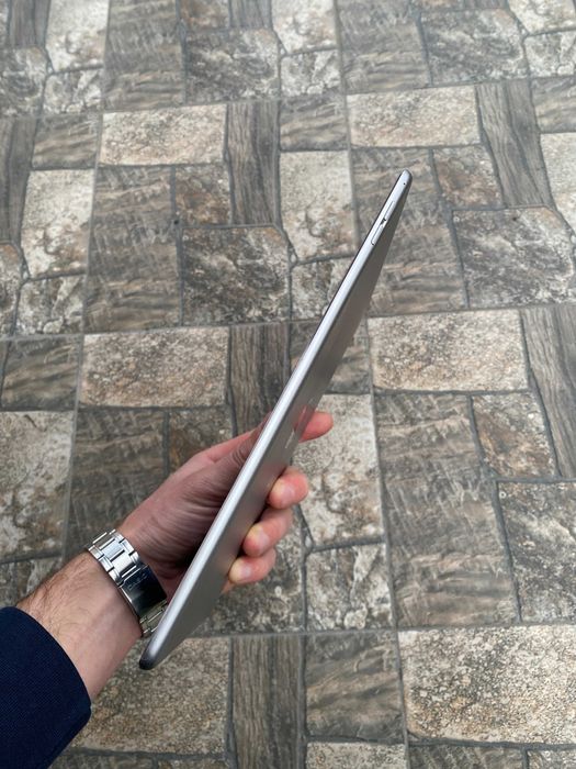 iPad Air 2 64 GB Wi-Fi магазин гарантія АКБ 72%