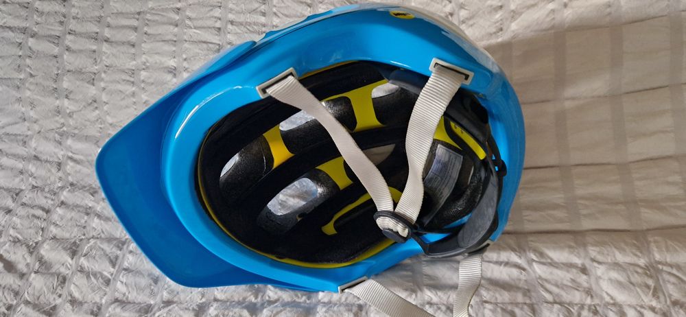 Capacete POC tamanho S (54cm max)