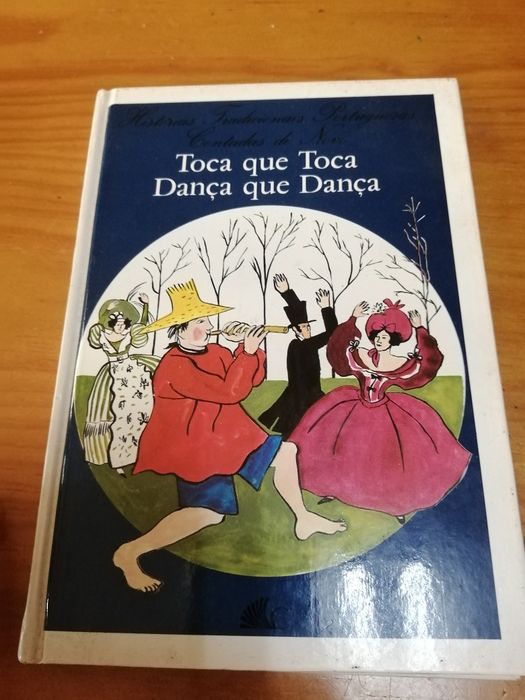 Livro "toca que toca, dança que dança"