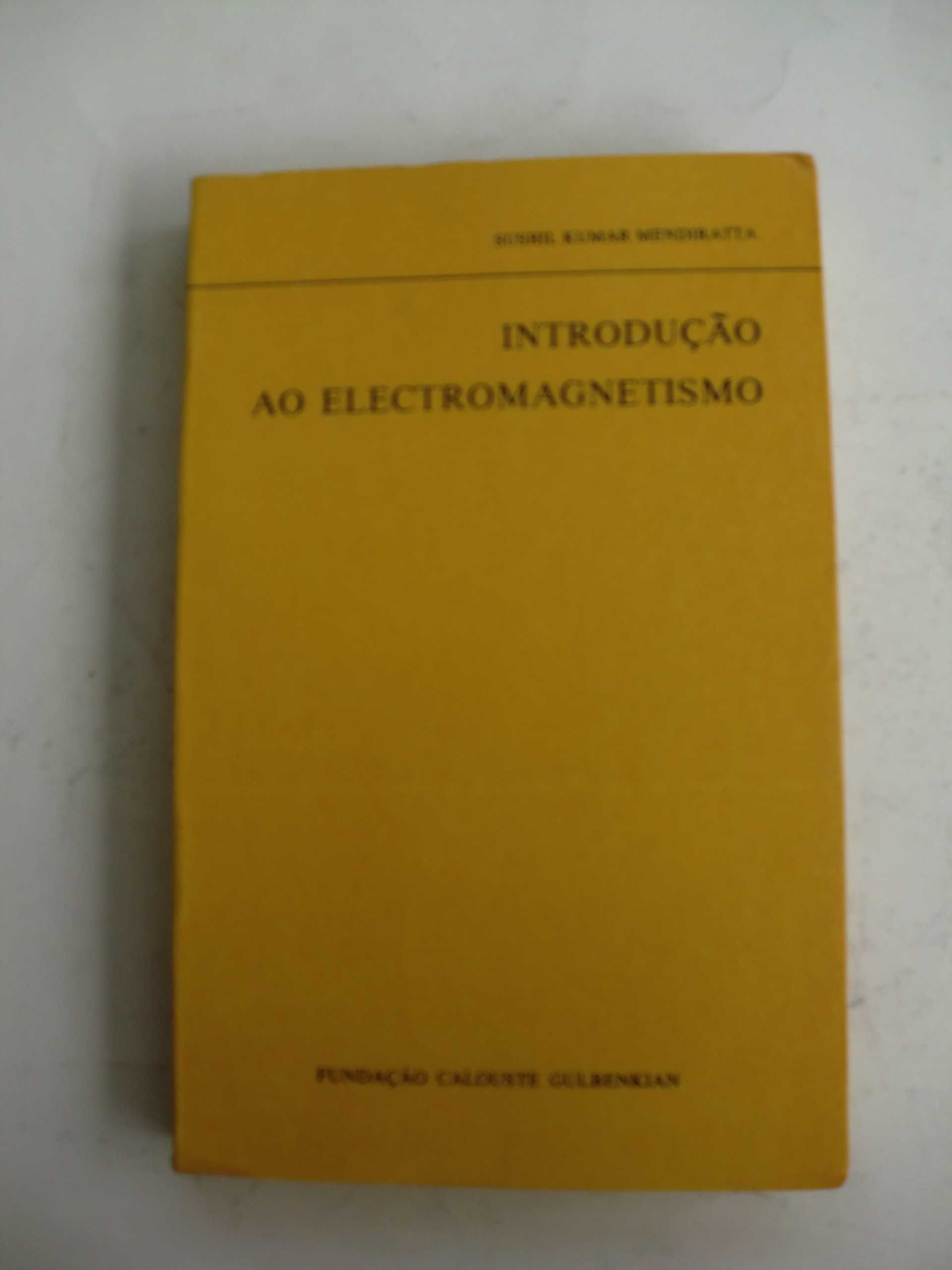 Introdução ao Electromagnetismo
de Sushil Kumar Mendiratta