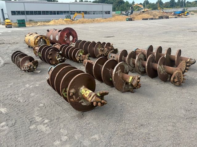 świder do wiertnicy 600 mm stalowy do pali cfa