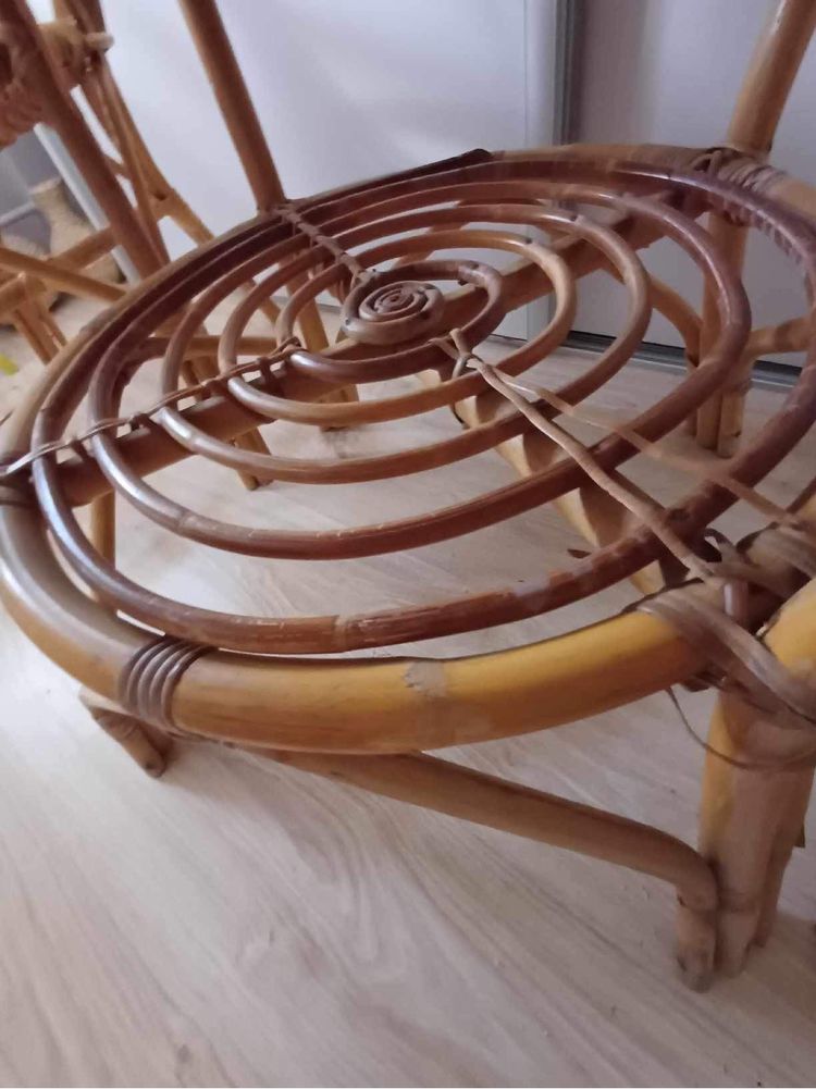 Stół plus 2 krzesła ratanowy zestaw