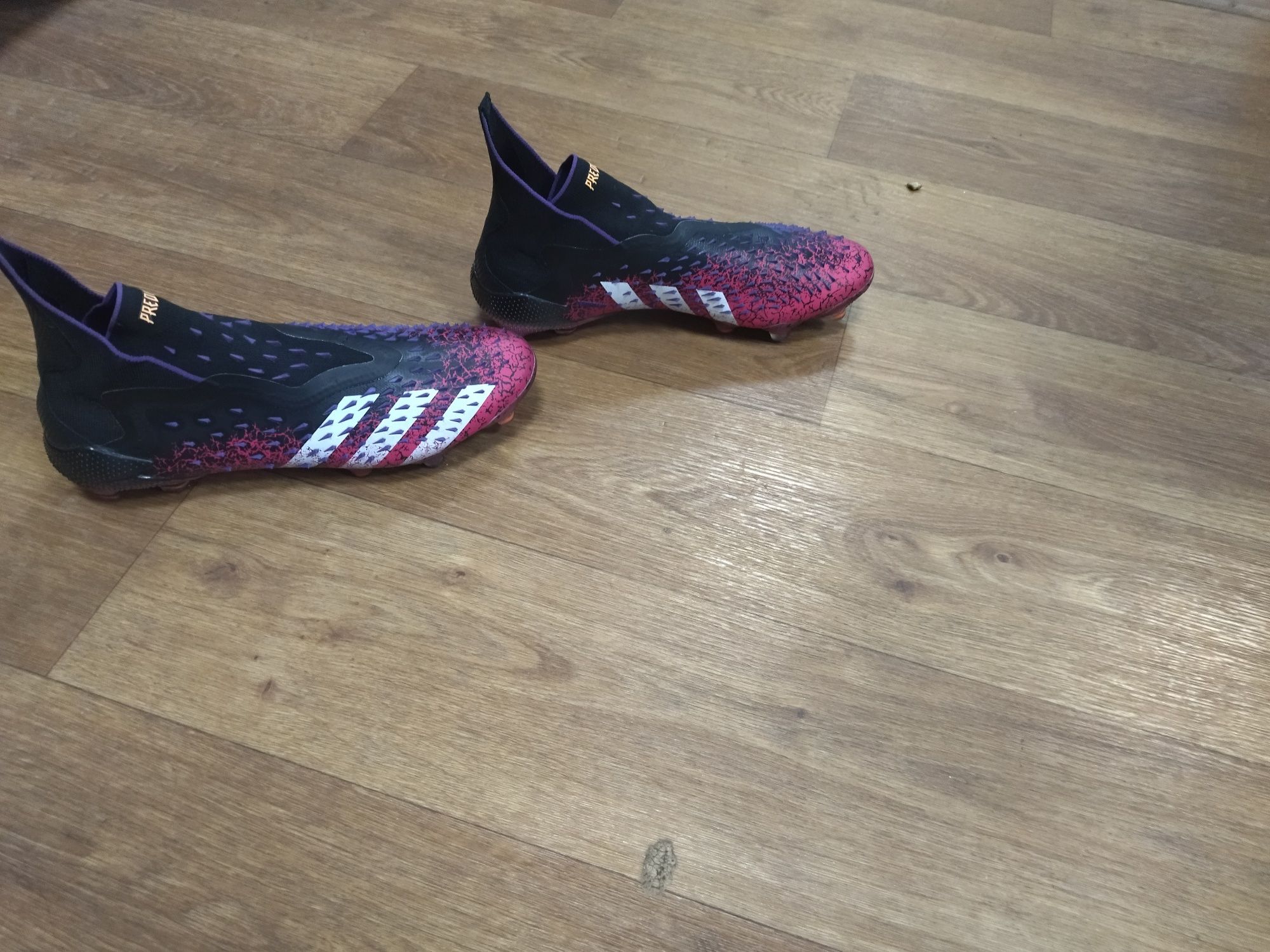 Бутци Adidas predator