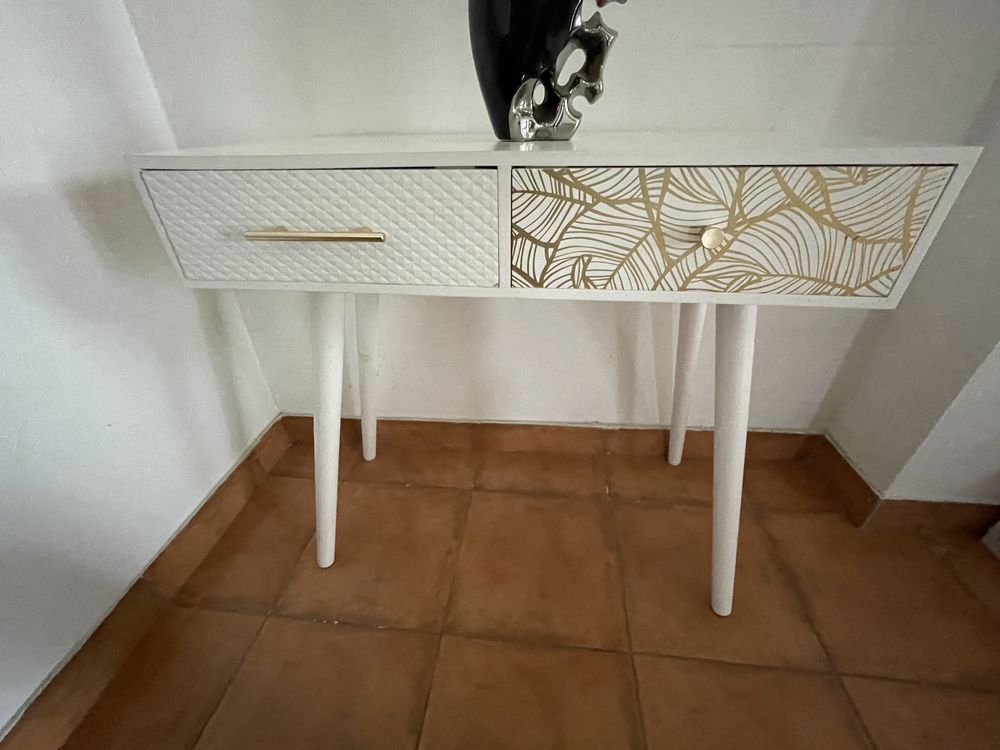 Consola com 2 gavetas branca e dourada + Espelho