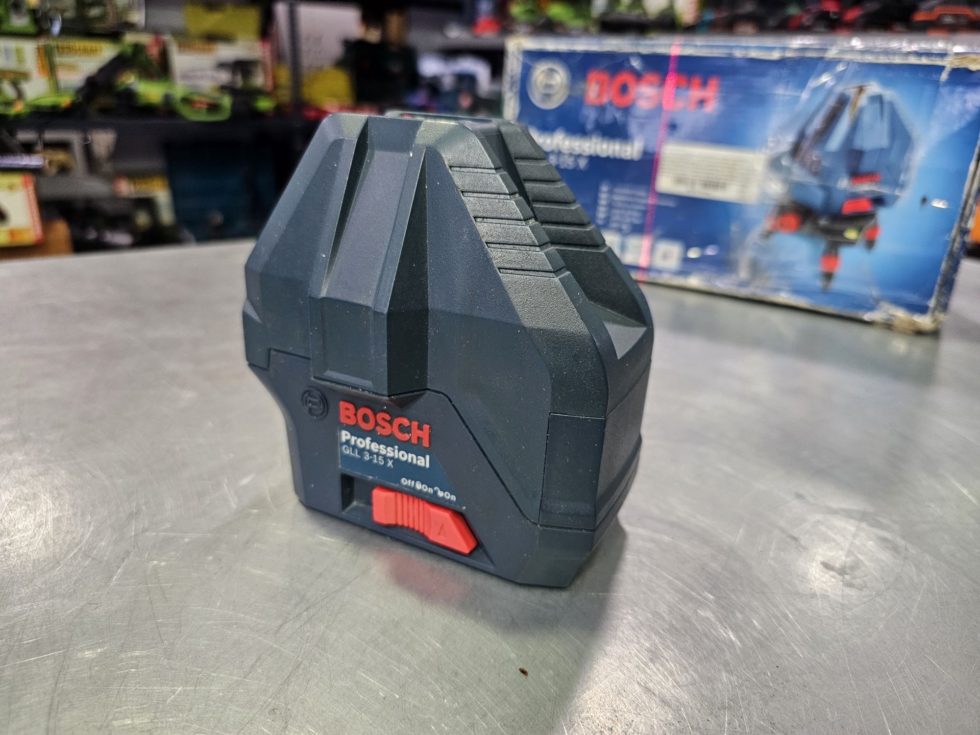 Лазерный уровень нивелир Bosch GLL 3-15X Оригинал