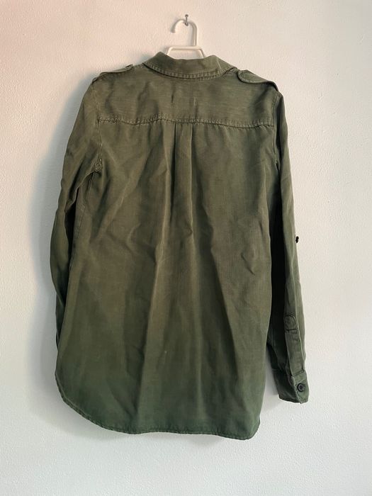 Camisa verde azeitona