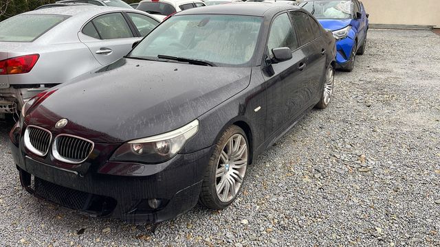 BMW 530d anglik Mpack